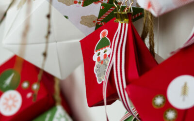 Adventskalender aus Origamiwürfeln